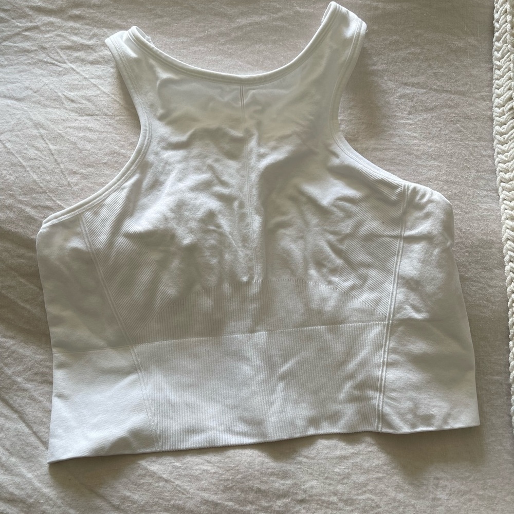 Women’s Seamless Medium Support High Neck Bra